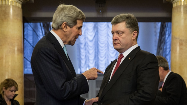 Kerry cảnh báo Kiev đừng mạo hiểm tái chiếm sân bay Donetsk