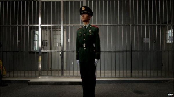 Trung Quốc cho quan chức đến nhà tù để răn đe quan tham