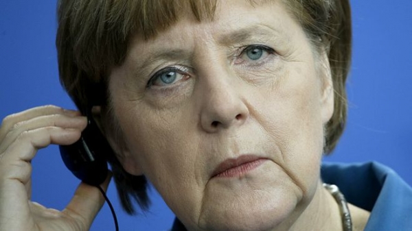 Bà Merkel 'sẵn sàng ra điều trần'