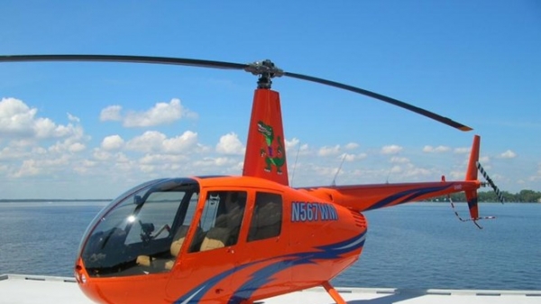 Thủy phi cơ 'bay chui' đâm trực diện trực thăng, 8 người chết