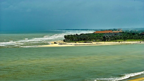 Biển Nhật Lệ lọt tốp 10 thắng cảnh biển hấp dẫn nhất Việt Nam