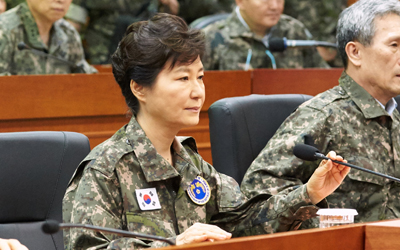 Bà Park đòi Triều Tiên xin lỗi vì gây hấn