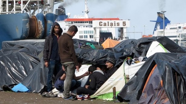 Khủng hoảng tị nạn châu Âu: Áp lực từng giờ, giải pháp quá xa