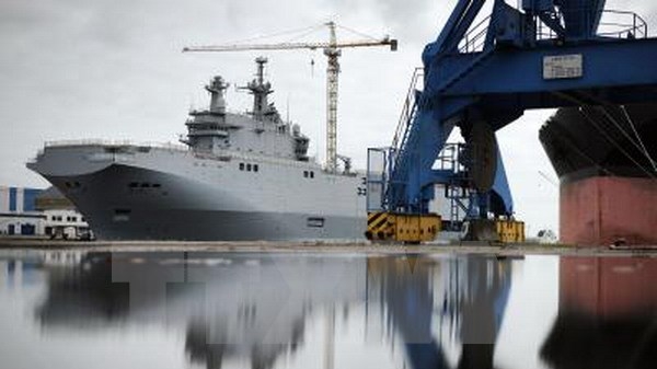 Nga đồng ý để Pháp bán lại chiến hạm Mistral cho Ai Cập, UAE