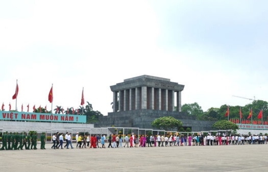 Tạm ngừng tổ chức lễ viếng Chủ tịch Hồ Chí Minh từ ngày 14/6