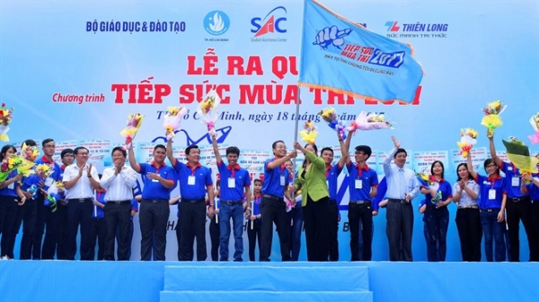 12.000 tình nguyện viên tham gia tiếp sức mùa thi tại Hà Nội