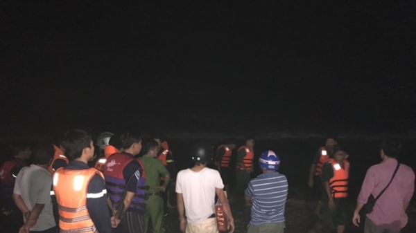 Vụ tắm biển bị sóng cuốn ở Bình Thuận: Đã tìm thấy 2 thi thể còn lại