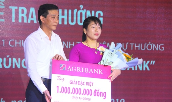 Agribank trao 1 tỷ đồng cho khách hàng Bình Định trúng thưởng