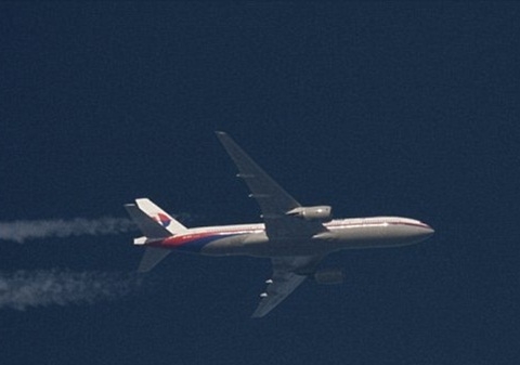 Nghi vấn hải quân Mỹ bắn hạ MH370