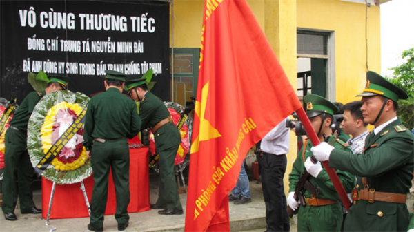 Truy điệu hai chiến sĩ hi sinh tại cửa khẩu Bắc Phong Sinh