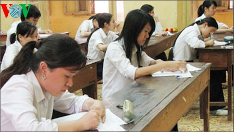 Tạm dừng tuyển sinh vào lớp 10 với 6 trường THPT ở Hà Nội