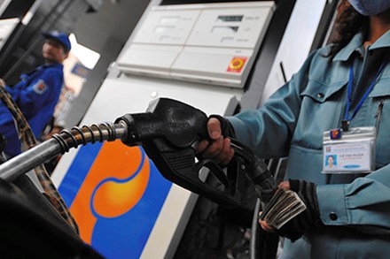 Không tăng giá bán lẻ xăng dầu trong nước