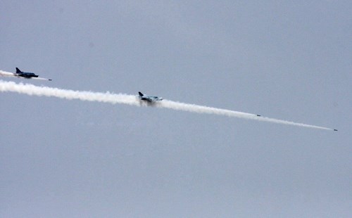 Hai tiêm kích Su-22 rơi gần đảo Phú Quý, phi công mất tích
