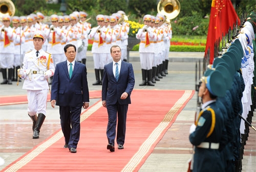 Việt - Nga sẽ liên doanh sản xuất thiết bị kỹ thuật quân sự