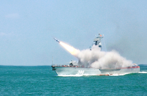 Hải quân Việt Nam có thêm 2 tàu tên lửa tấn công nhanh