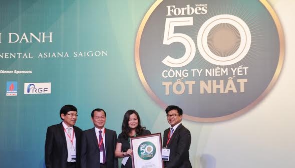 PVFCCo tiếp tục lọt “Top 50 công ty niêm yết tốt nhất Việt Nam”