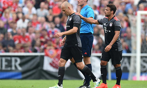 Robben nghỉ sáu tuần vì chấn thương