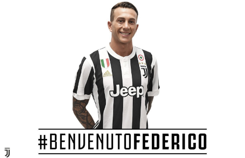 Juventus vung tiền mua 'Roberto Baggio mới'
