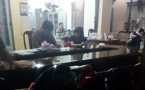 Bắt quả tang nhóm đàn ông Hàn Quốc tuyển vợ trong khách sạn ở Sài Gòn