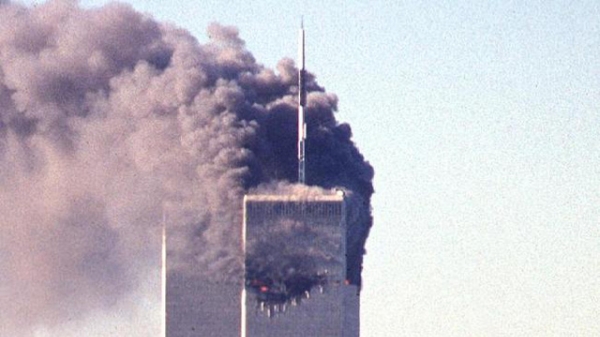 Vụ khủng bố 11/9: Những hình ảnh vẫn khiến người xem rùng mình sau 16 năm