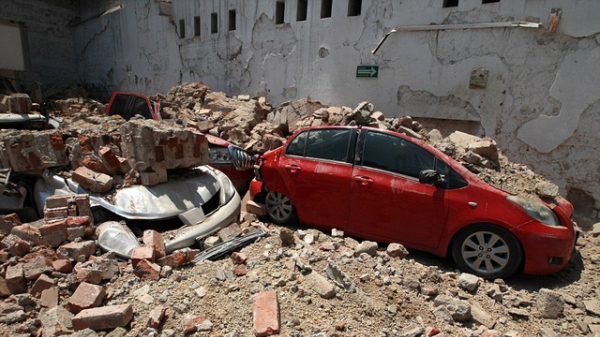 Những hình ảnh hoang tàn sau trận động đất rung chuyển Mexico làm hơn 100 người chết