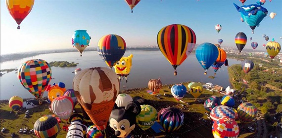 Sôi động, hấp dẫn lễ hội khinh khí cầu Leon lớn nhất Mỹ Latinh