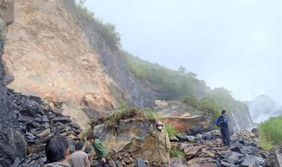 Hà Giang: Nhà ngập, đường sá sạt lở nghiêm trọng do mưa lớn