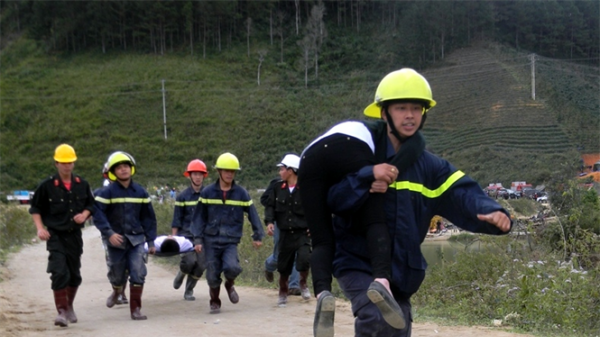 Vụ sập hầm thủy điện ở Lâm Đồng: Kết thúc diễn tập, sẵn sàng cấp cứu người bị nạn