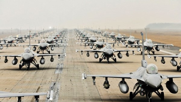 Mỹ chiếm 2 vị trí đầu về sức mạnh không quân