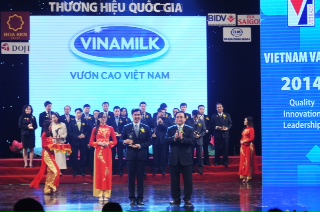 Vinamilk tiếp tục được vinh danh 'Thương hiệu quốc gia 2014'