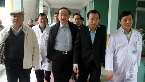 Đông - Tây y kết hợp điều trị cho ông Nguyễn Bá Thanh