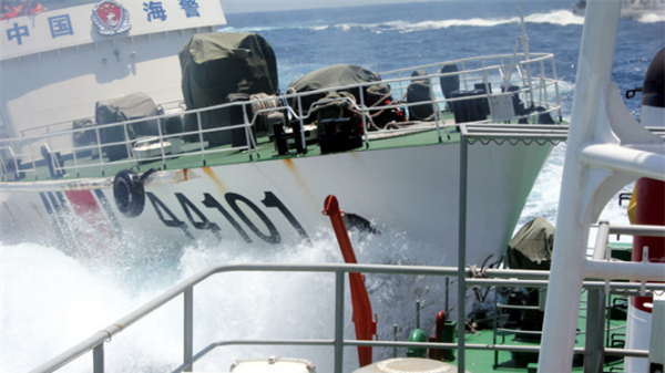 Yêu cầu Trung Quốc dừng ngay các hoạt động trên quần đảo Hoàng Sa