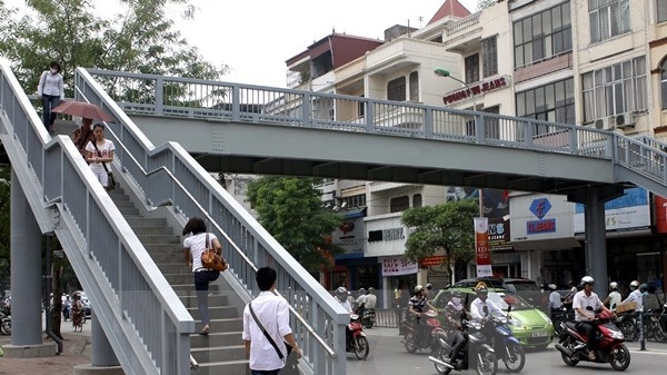 4,6 tỷ đồng xây cầu vượt đi bộ đường Tân Mai