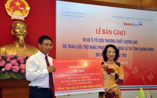 VietinBank giúp đỡ đồng bào lũ lụt Quảng Ninh