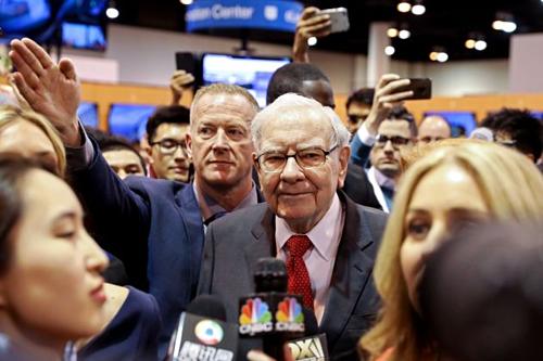 Tỷ phú Warren Buffett hé lộ người kế nhiệm