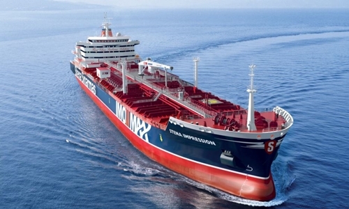 Iran bắt tàu dầu Anh ở Vùng Vịnh