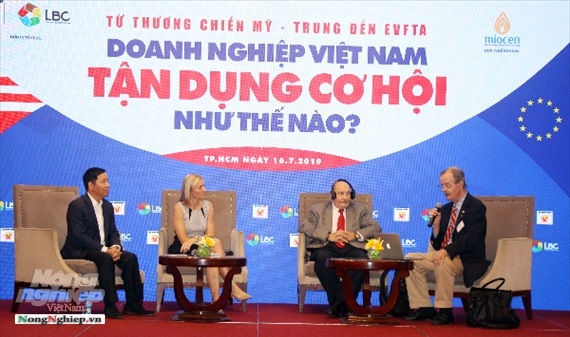 Từ cuộc chiến thương mại Mỹ - Trung đến EVFTA: Doanh nghiệp Việt Nam cần lưu ý gì?
