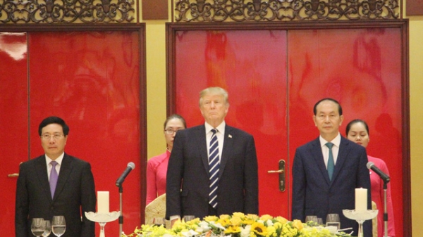 Chủ tịch nước mở tiệc chiêu đãi cấp Nhà nước Tổng thống Donald Trump