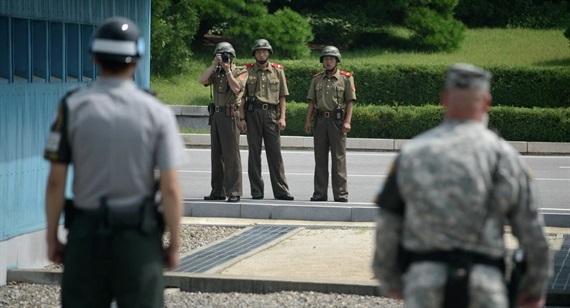 Lính Triều Tiên đào tẩu bị bắn đã hồi phục sau phẫu thuật ở Hàn Quốc