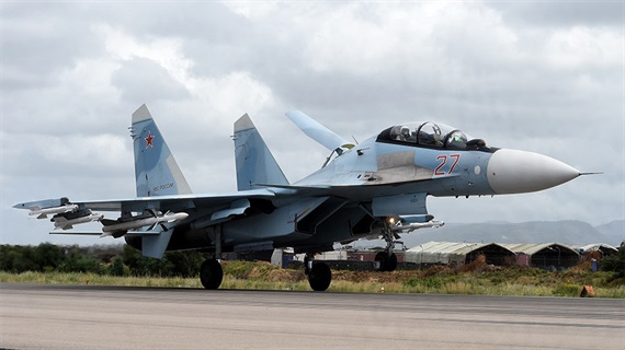 Su-35 Nga đuổi chiến đấu cơ F-22 Mỹ ở Syria