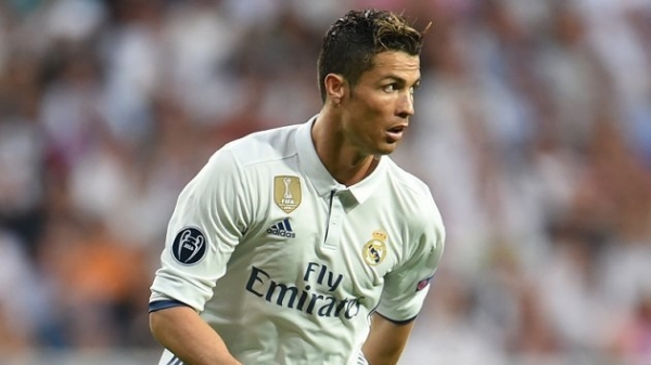 C.Ronaldo lần đầu lên tiếng về tương lai ở Real Madrid