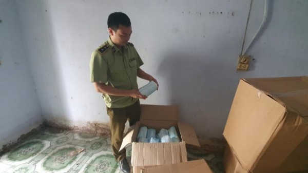 Hưng Yên: Tịch thu 12.500 chiếc khẩu trang không rõ nguồn gốc