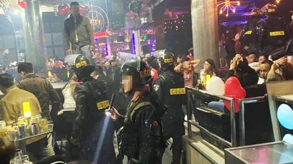 Đêm tình nhân, 92 nam nữ chơi ma túy trong quán bar