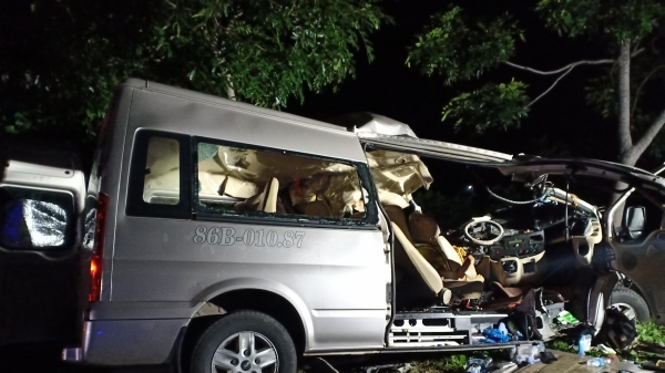 Tai nạn khiến 8 người chết ở Bình Thuận: Chưa xác định được lái xe khách