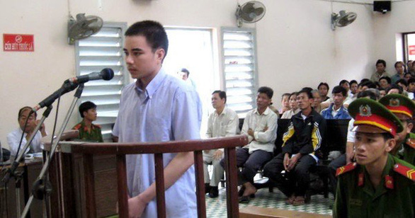 Chánh án TAND tối cao Nguyễn Hòa Bình chủ tọa xử án Hồ Duy Hải