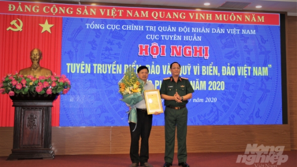 'Quỹ vì biển, đảo Việt Nam' trao giải Cuộc thi sáng tạo logo