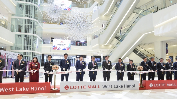 Lotte Mall West Lake Hanoi chính thức khai trương