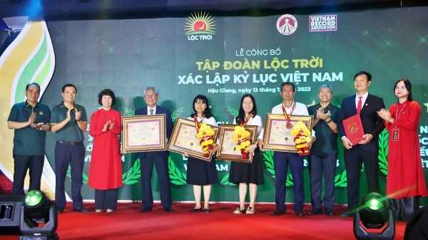 Lộc Trời xác lập 3 kỷ lục Việt Nam trong sản xuất lúa gạo