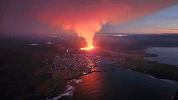 Núi lửa ở Iceland tiếp tục phun trào, thị trấn vien biển sơ tán trong đêm