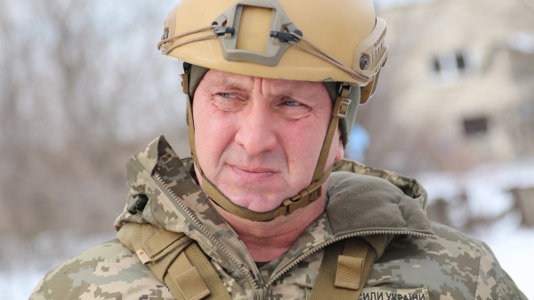 Tư lệnh Lục quân Ukraine kêu gọi toàn dân nhập ngũ